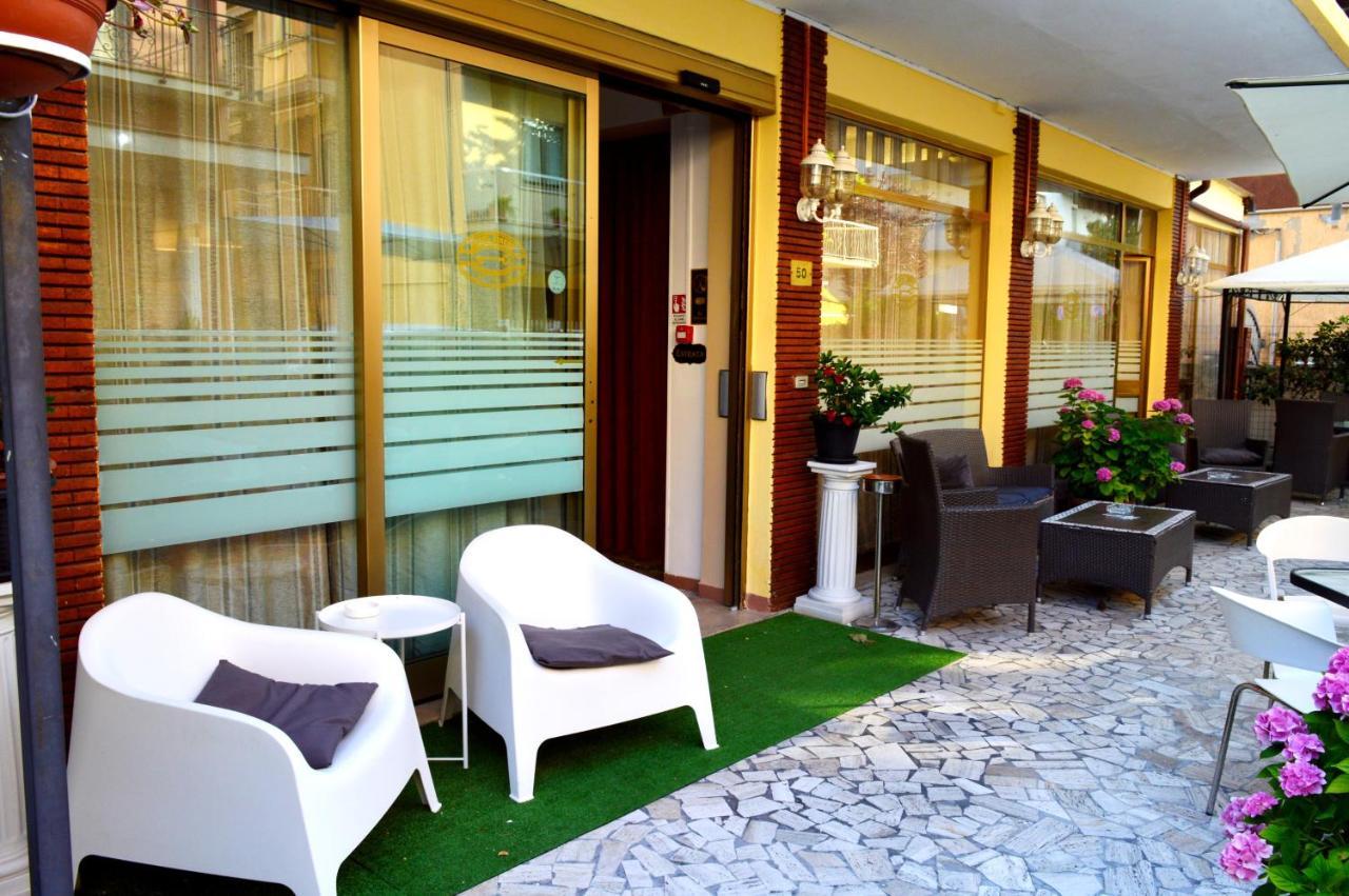 Hotel Cirene Rimini Ngoại thất bức ảnh