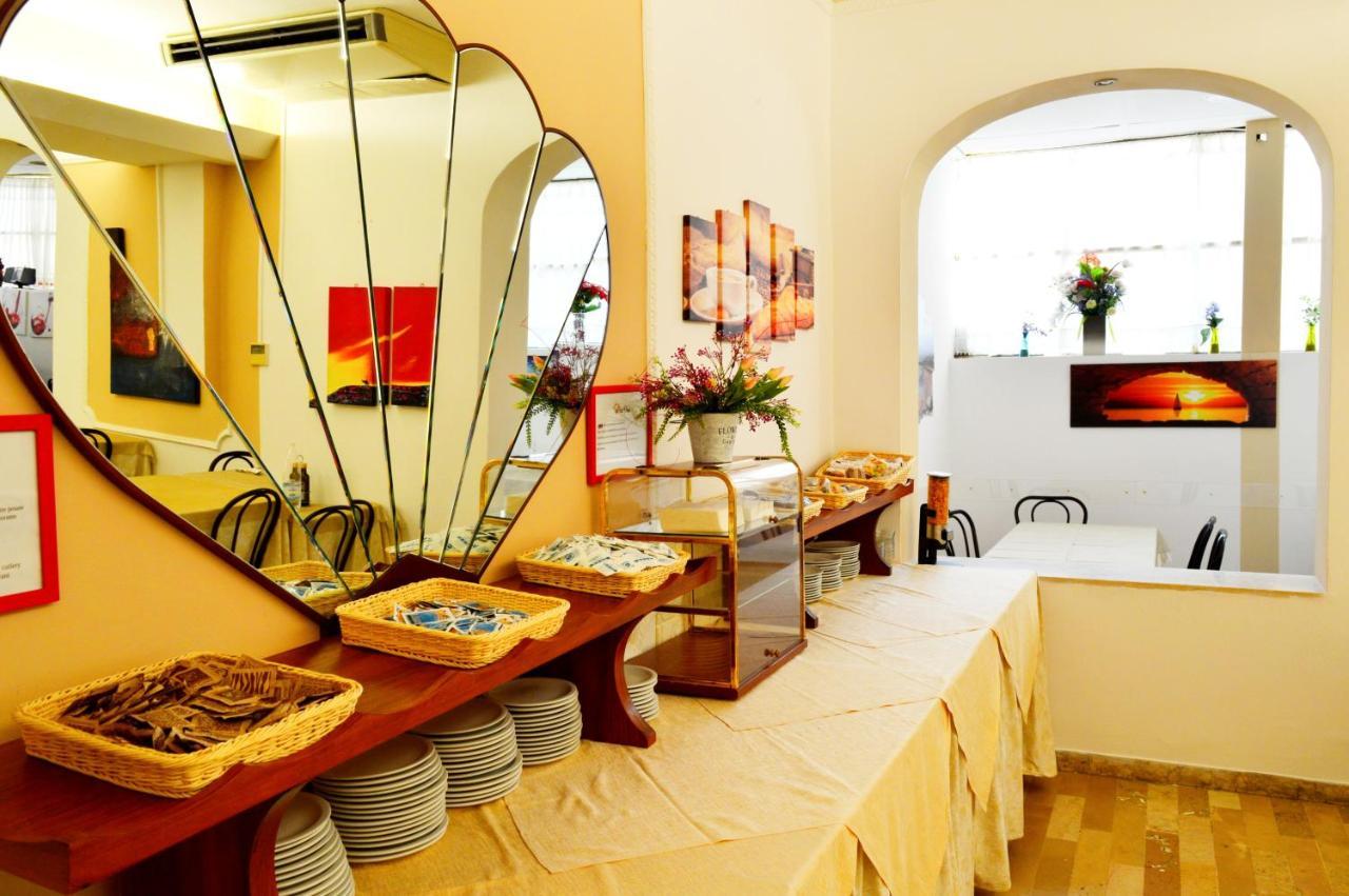 Hotel Cirene Rimini Ngoại thất bức ảnh